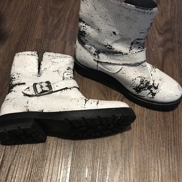 White Frye boots excellent condition